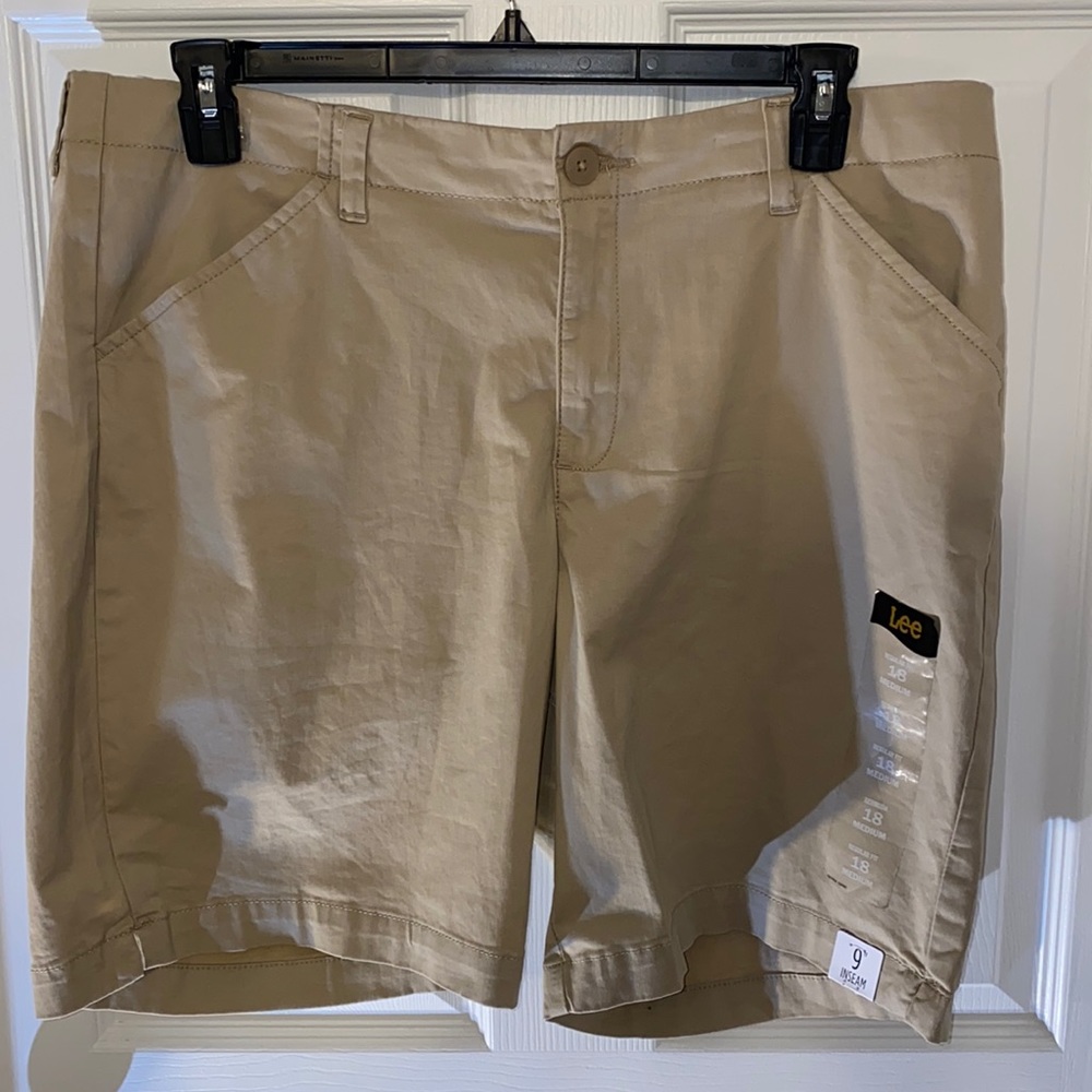 Lee Bermuda Safari Shorts Plus Size 18 Regular Fit 9 inch inseam